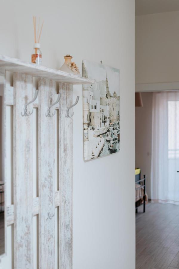 Donna Apollonia Home Holiday โมโนโปลี ภายนอก รูปภาพ