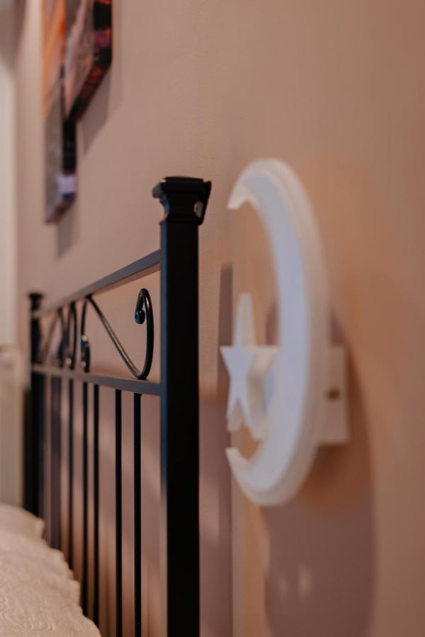 Donna Apollonia Home Holiday โมโนโปลี ภายนอก รูปภาพ